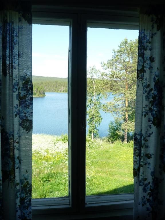 Кемпинги Lemmenjoen Lumo - Nature Experience & Accommodation Lemmenjoki